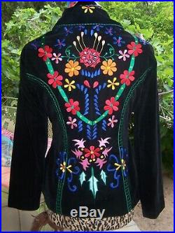 $300BeautyRARE Velvet Embroidered Mexican Style Western Festival JacketMRoja
