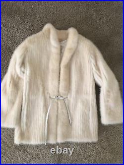 Beautiful VINTAGE BLONDE OFF WHITE GENUINE REAL MINK FUR COAT JACKET Size Small