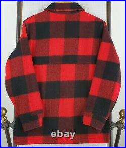 VTG WOOLRICH Size Medium USA Made Mens Wool Zip Front Plaid Mackinaw Jacket Coat