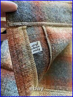 Vintage PENDLETON Shirt Jacket Plaid Heavy Virgin Wool Western Barn Coat Medium