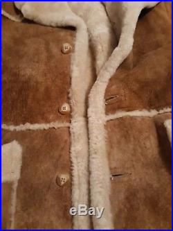 Vintage Shearling Coat GENUINE Sheepskin Marlboro Man Ranch Jacket Western 42